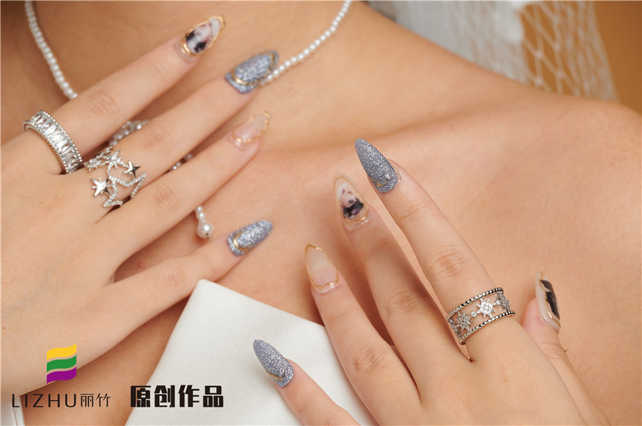 南寧美甲培訓(xùn)：涂指甲注意事項(xiàng)