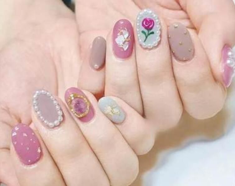 美甲怎么保養(yǎng)更持久？南寧專業(yè)美甲培訓(xùn)告訴你