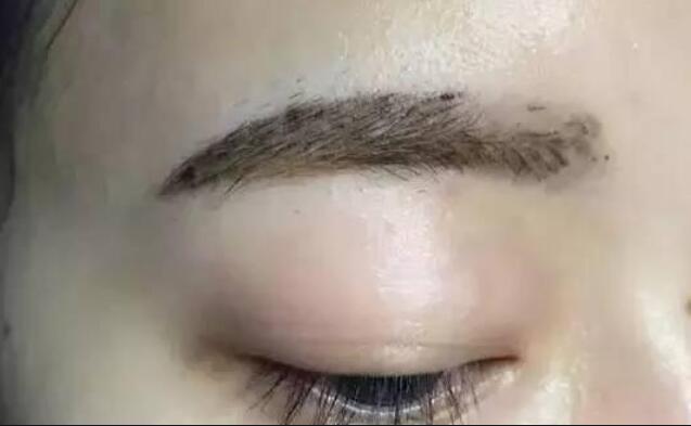 紋繡為什么要二次補(bǔ)色？南寧紋繡知識(shí)分享