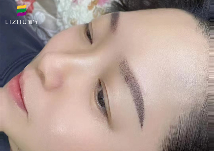一年內(nèi)可以紋幾次眉毛？廣西南寧紋繡學校解答