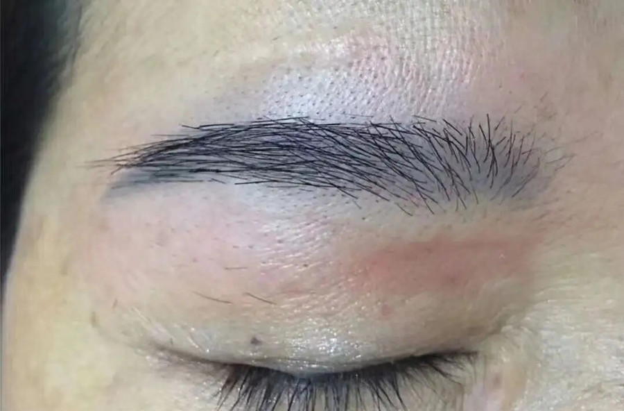 藍(lán)眉和紅眉形成的原因，看南寧紋繡培訓(xùn)正規(guī)學(xué)校哪家好?