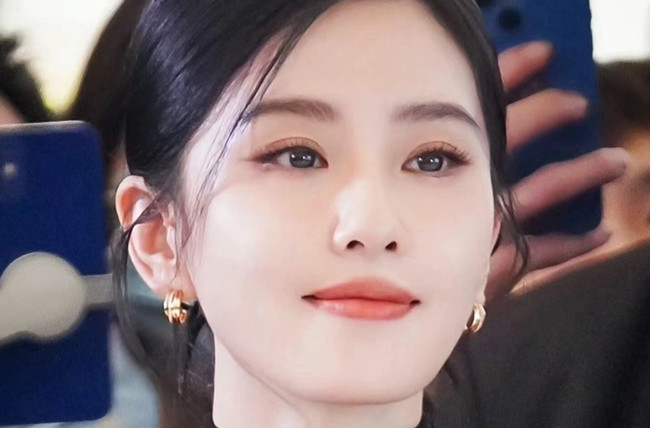 劉詩詩黑天鵝日常淡妝，廣西化妝彩妝專業(yè)分享